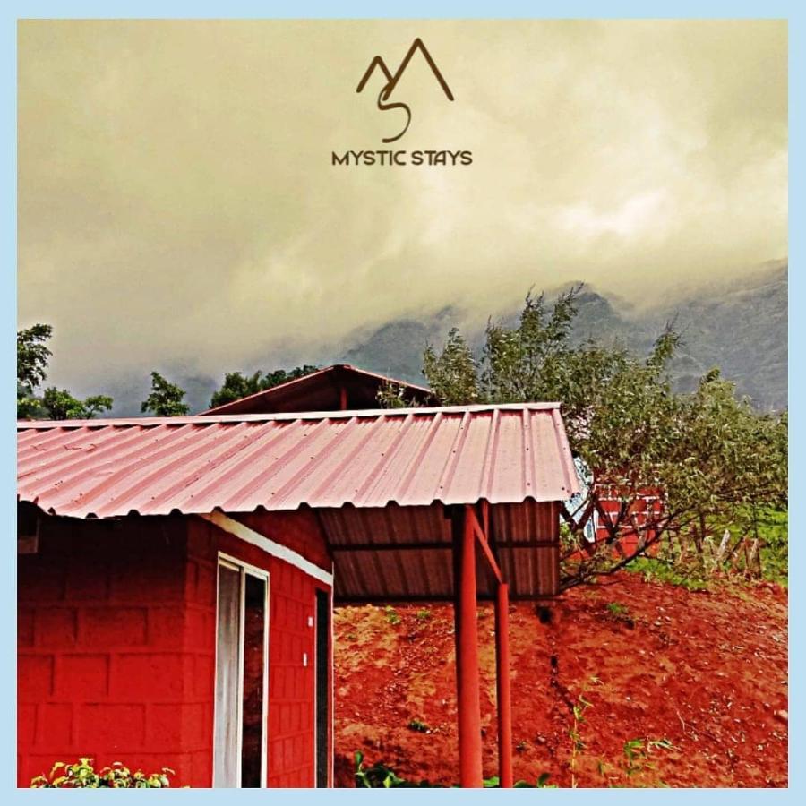Mysticstays Resort Wai Eksteriør bilde