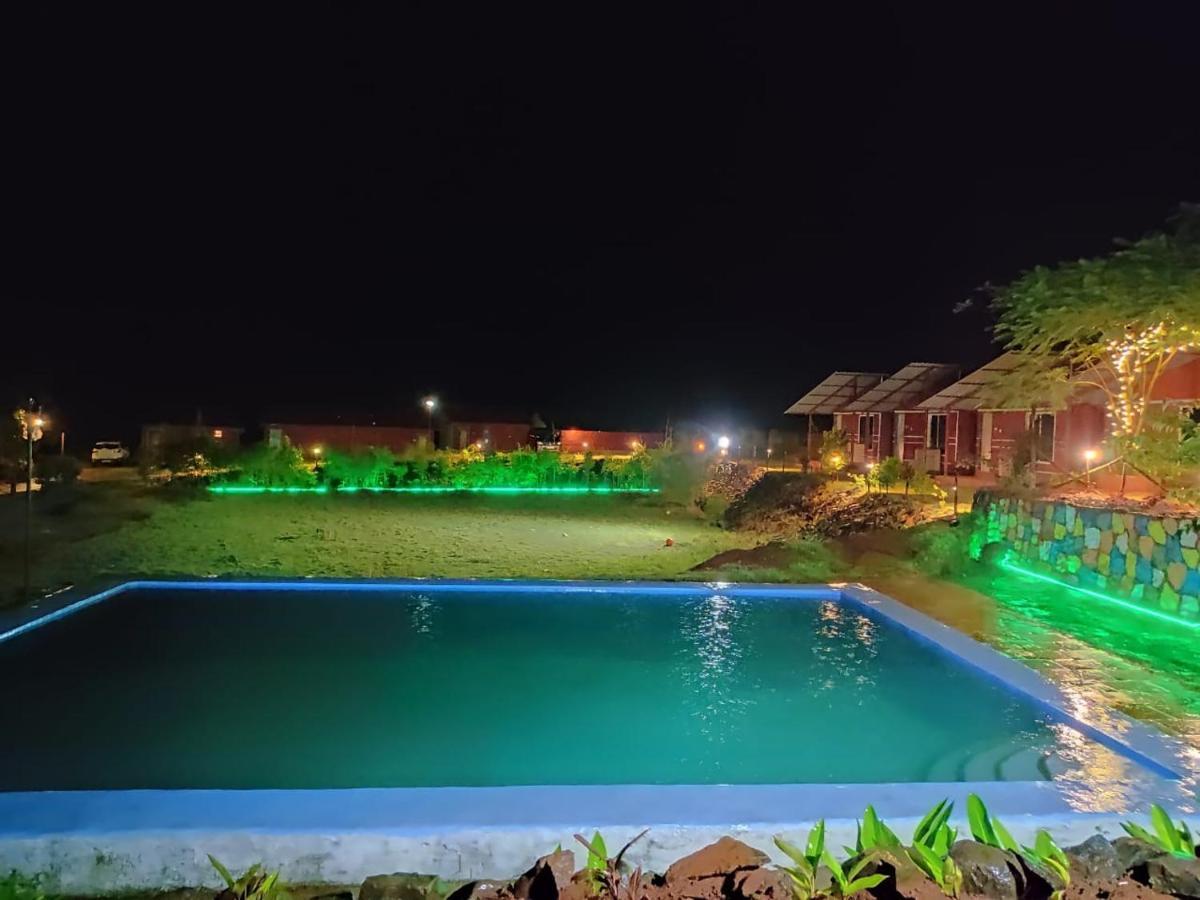 Mysticstays Resort Wai Eksteriør bilde