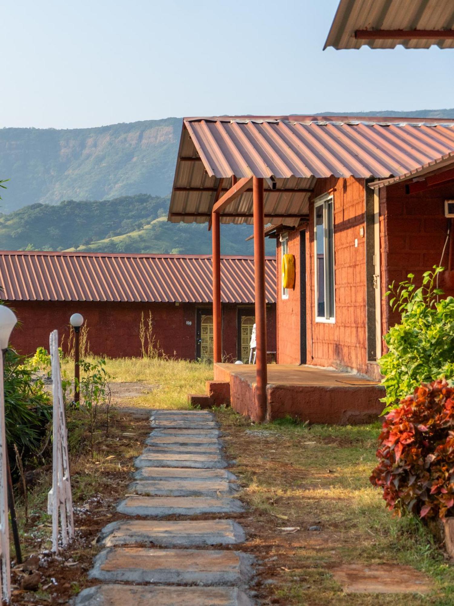 Mysticstays Resort Wai Eksteriør bilde