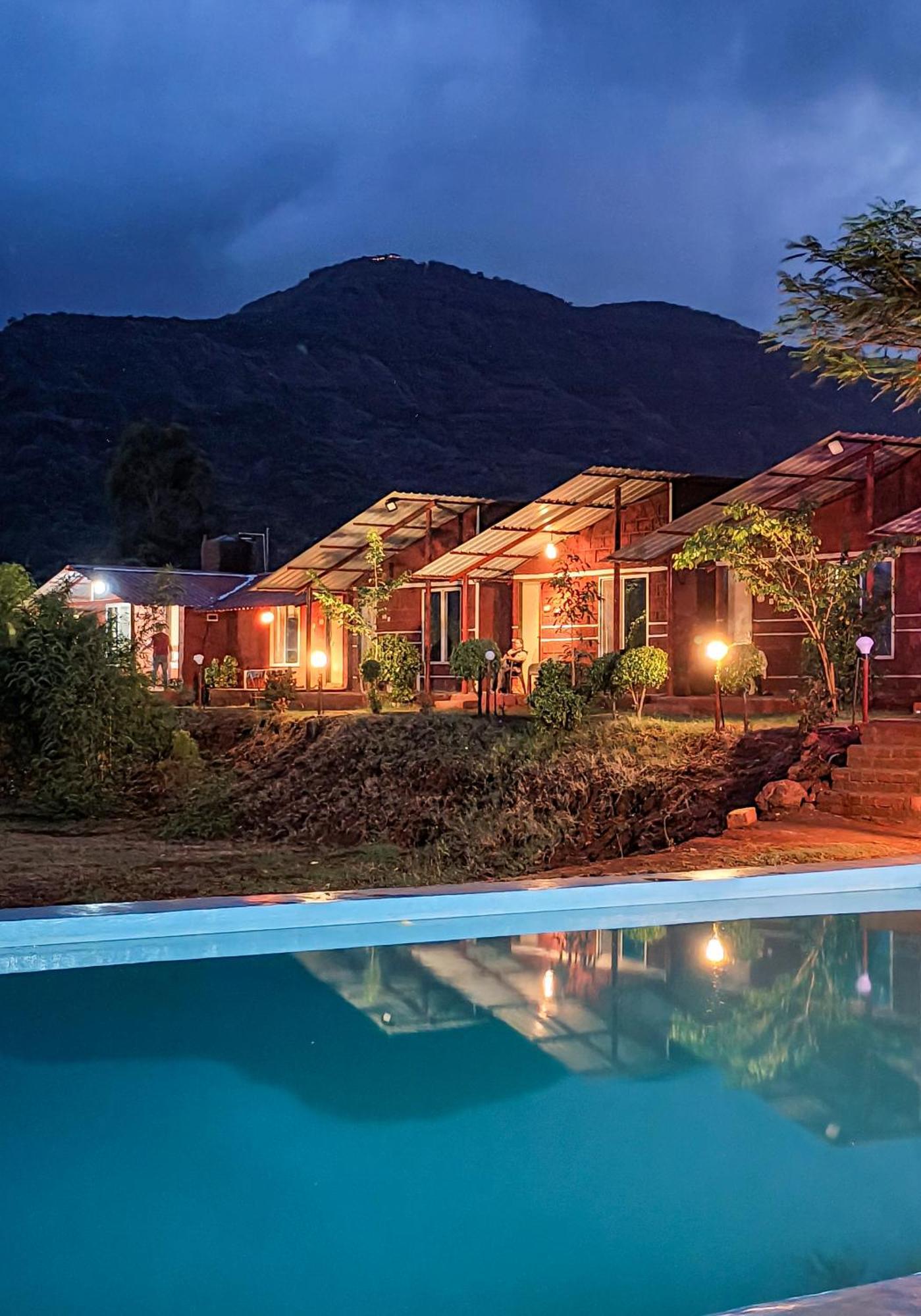 Mysticstays Resort Wai Eksteriør bilde